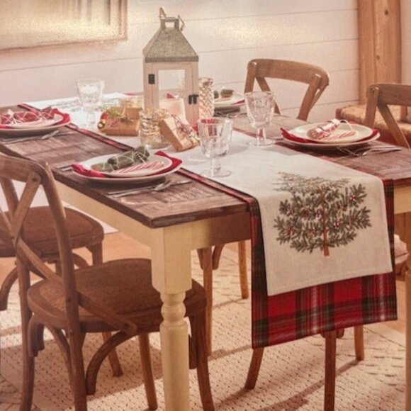 Shabby Chic 2 Piece Christmas Table Runner Embroidered Tree Tartan Plaid NWT - Picture 3 of 12